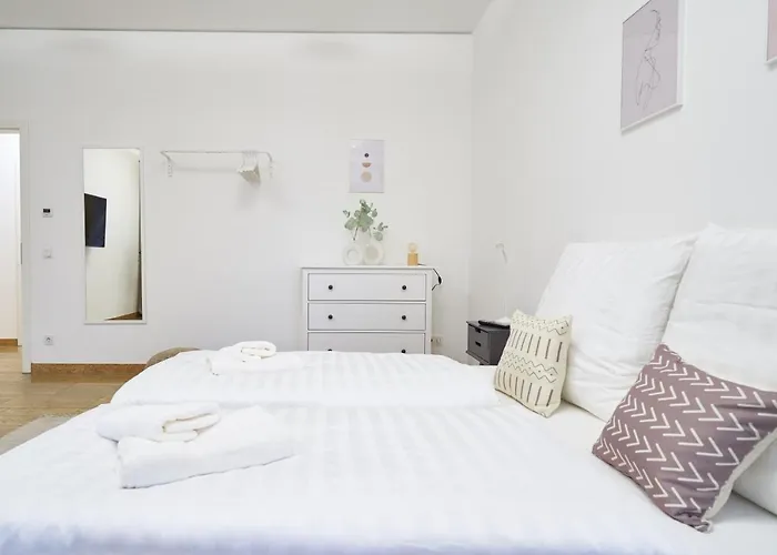 公寓 Global Living - Design I Center I Balcony I Smart-tv I Kitchen I 德累斯顿