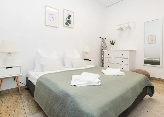 Global Living - Design I Center I Balcony I Smart-tv I Kitchen I 公寓 *