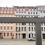 Global Living - Design I Center I Balcony I Smart-tv I Kitchen I *