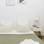 דירה Global Living - Design I Center I Balcony I Smart-tv I Kitchen I