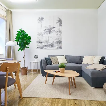 Apartment Global Living - Design I Center I Balcony I Smart-tv I Kitchen I