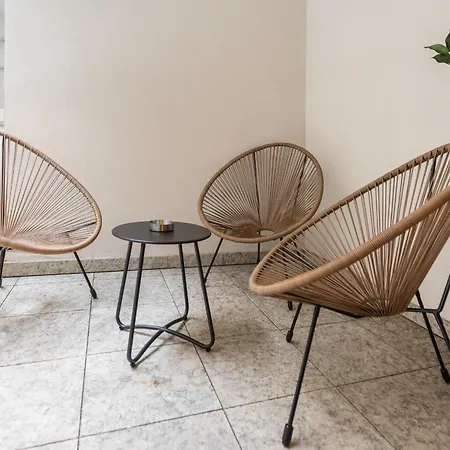 Apartmán Global Living - Design I Center I Balcony I Smart-tv I Kitchen I