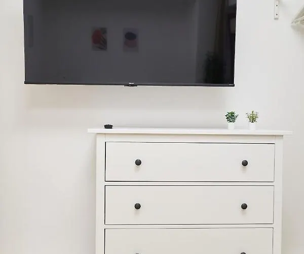 Appartamento Global Living - Design I Center I Balcony I Smart-tv I Kitchen I *