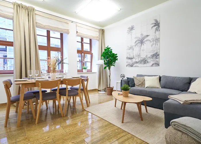 Global Living - Design I Center I Balcony I Smart-tv I Kitchen I *