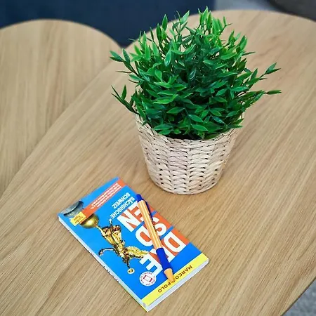 Global Living - Design I Center I Balcony I Smart-tv I Kitchen I アパート *