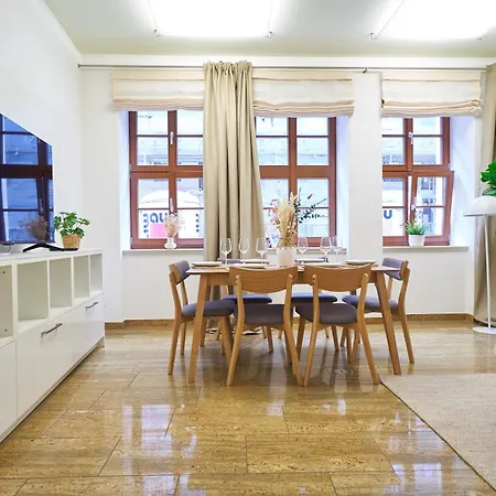 Global Living - Design I Center I Balcony I Smart-tv I Kitchen I