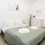 Global Living - Design I Center I Balcony I Smart-tv I Kitchen I Apartament *