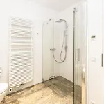 Apartament Global Living - Design I Center I Balcony I Smart-tv I Kitchen I