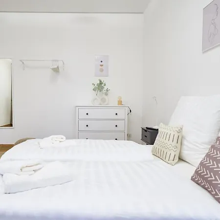 公寓 Global Living - Design I Center I Balcony I Smart-tv I Kitchen I 德累斯顿